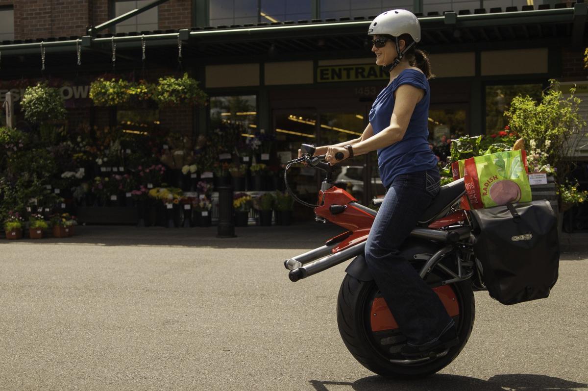 Ryno, la moto eléctrica de una sola rueda