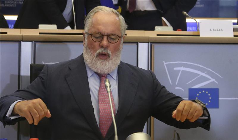 Cañete, &#039;pillado&#039; en el caso Acuamed