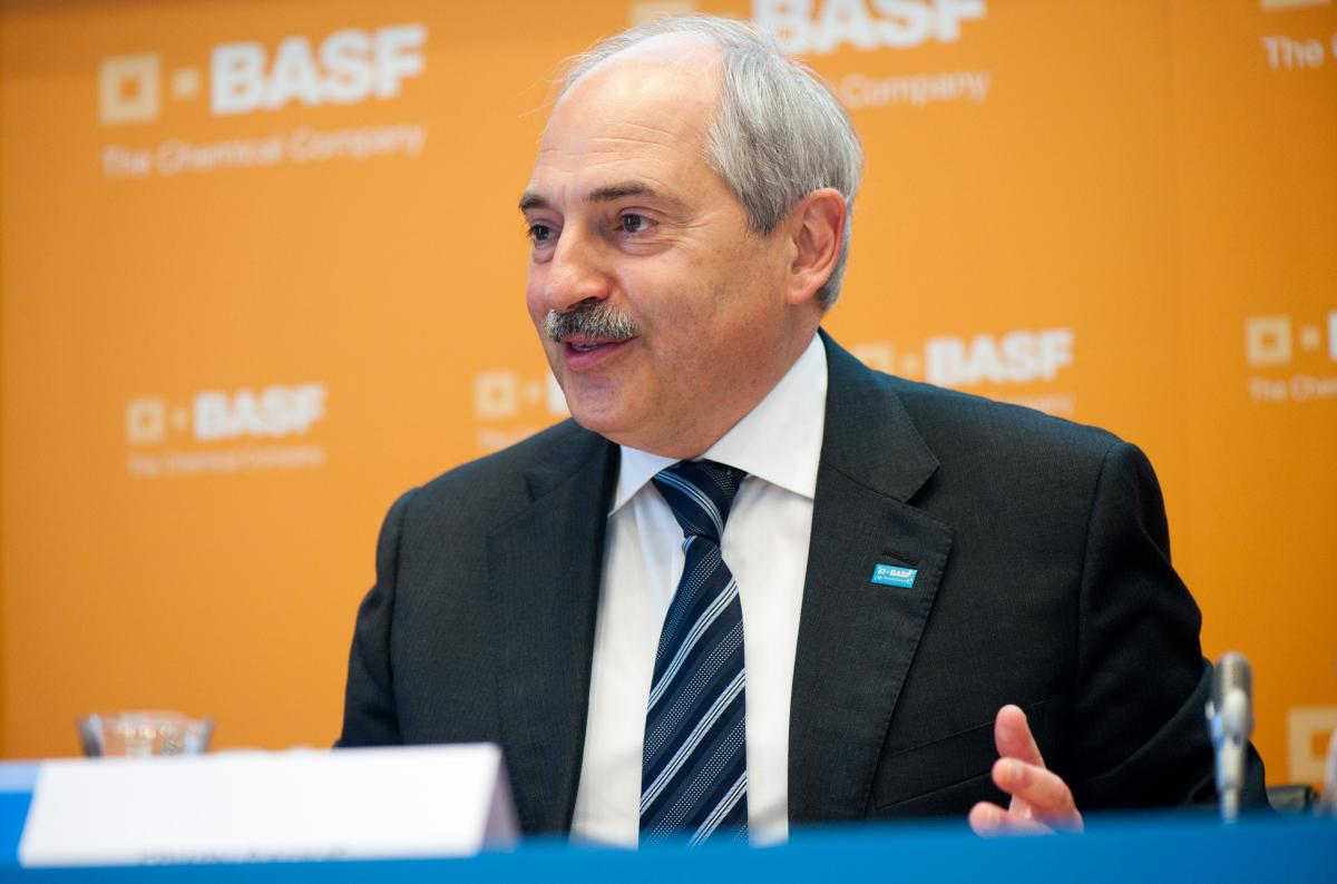 Basf invertirá más en España si se explota el 'shale gas'