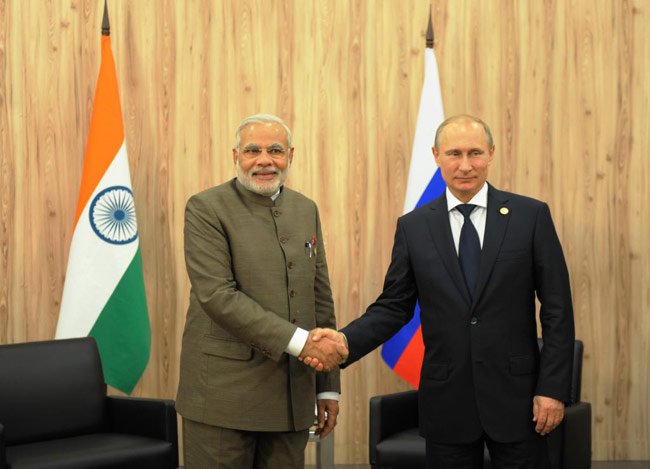 India construirá diez nuevos reactores nucleares con Rusia