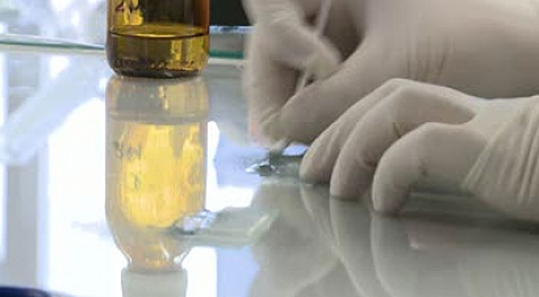 La UJI desarrolla una célula solar más eficiente y económica