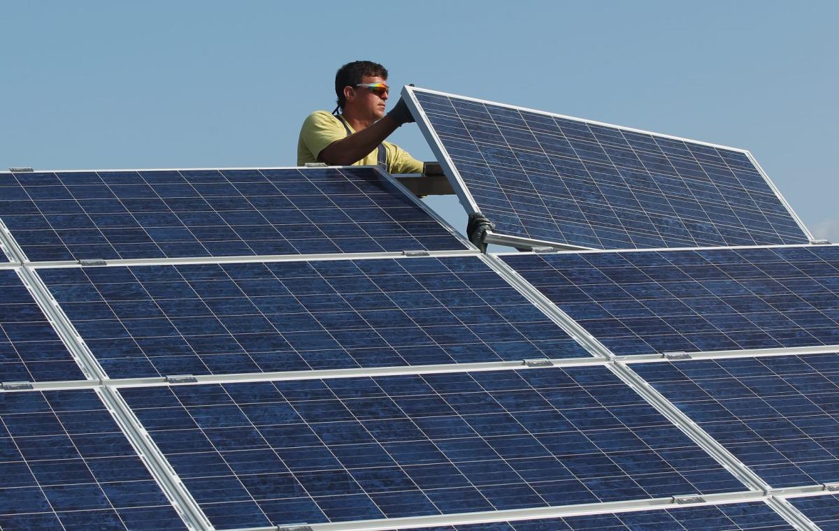 La disminución de costes del sistema hará caer los precios de la fotovoltaica un 40% para el 2020