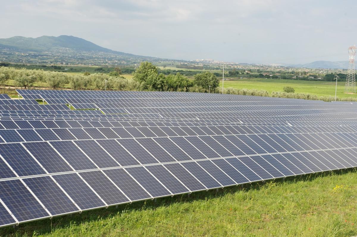 Todos los informes pronostican una nueva época dorada para una fotovoltaica imbatible en costes