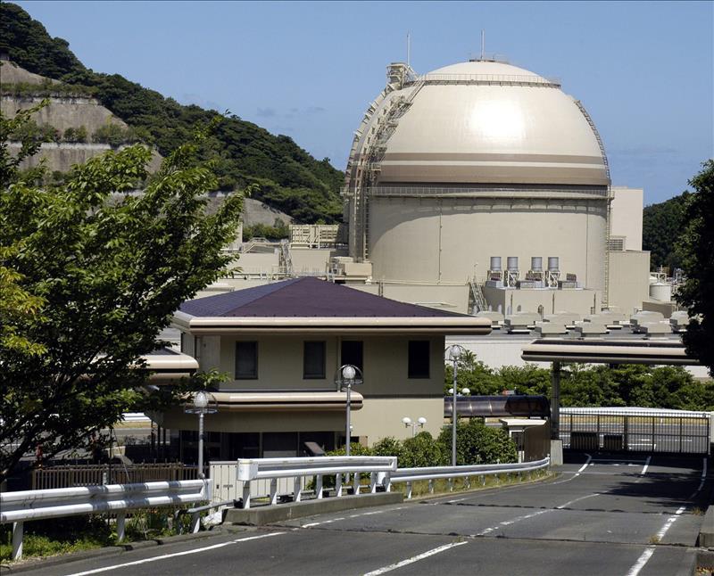 La región más nuclear de Japón pide parar una de las dos plantas nucleares activas