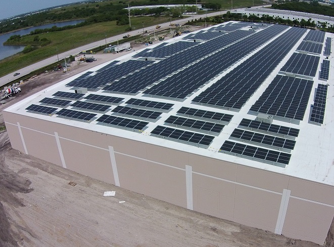 Proinso y  Solar Energy Management desarrollan la mayor instalación fotovoltaica sobre cubierta comercial de Florida