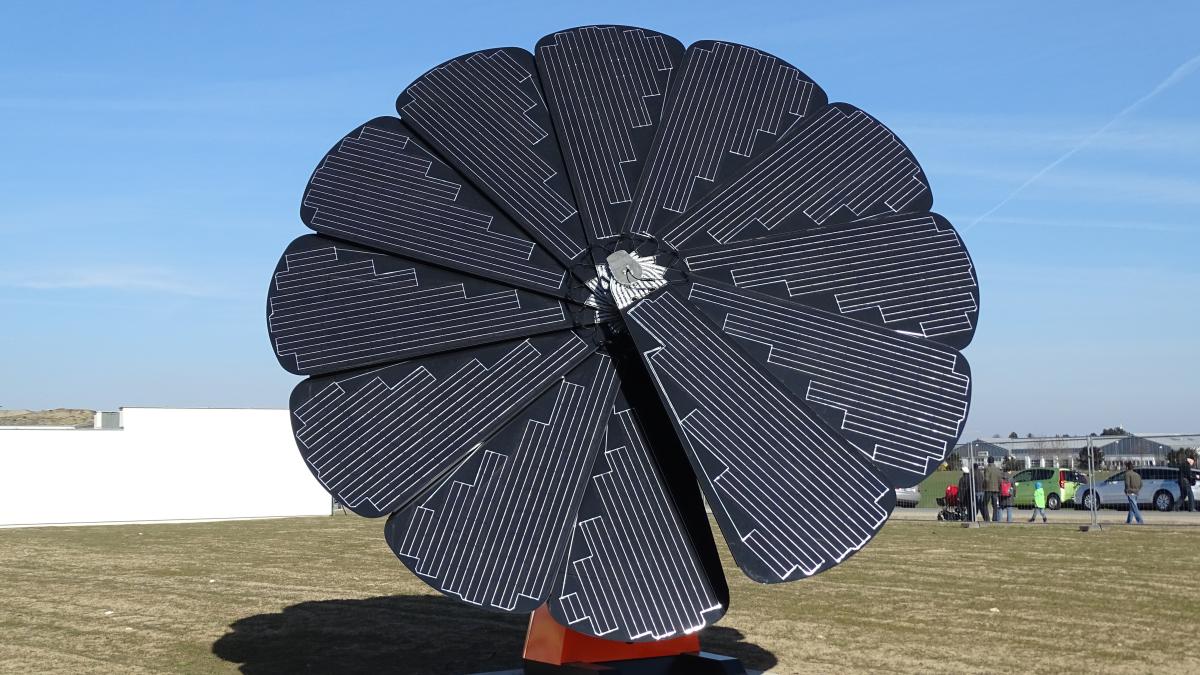 Los 'girasoles fotovoltaicos', la última moda en autoconsumo