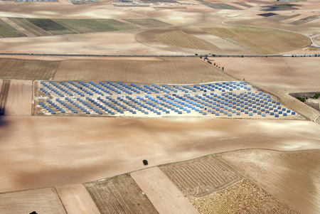 Valsolar y la portuguesa Cavalum desarrollarán una planta fotovoltaica de 180 MW en Bienvenida