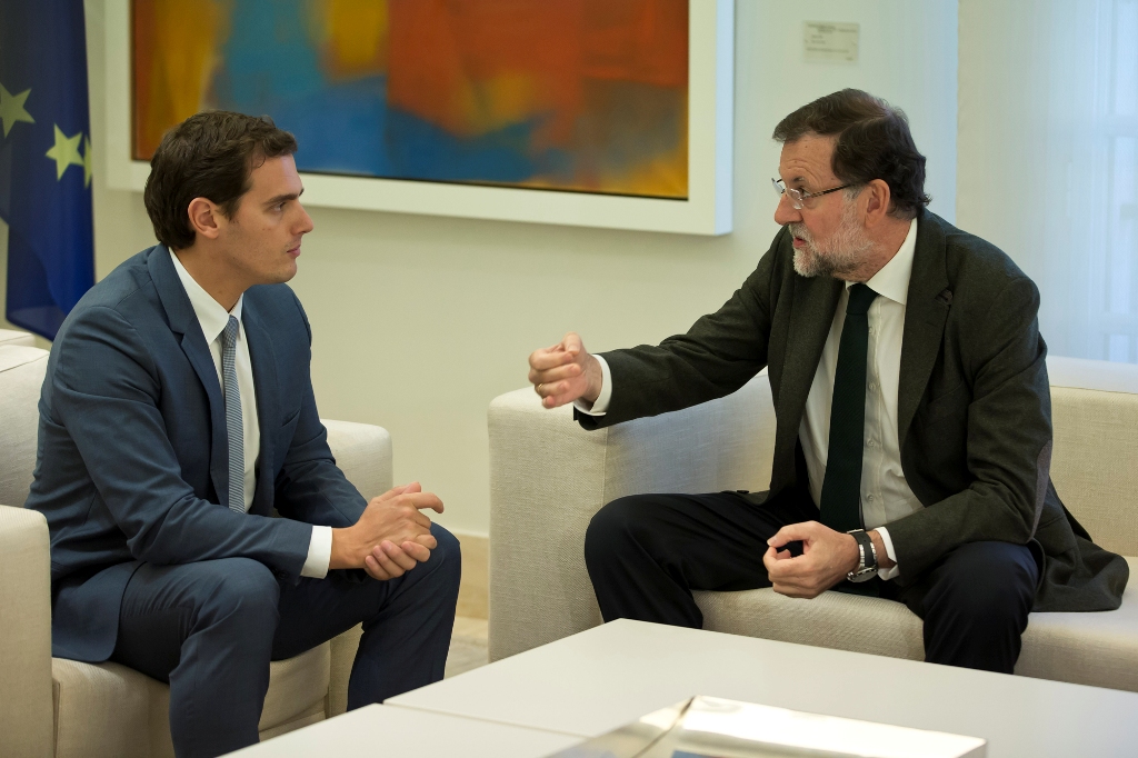 PP y Ciudadanos barajan quitar el impuesto del 7% a la generación eléctrica