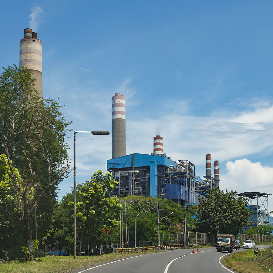 Indonesia prohíbe nuevas plantas de carbón y da un giro hacia las energías renovables y los mercados de carbono