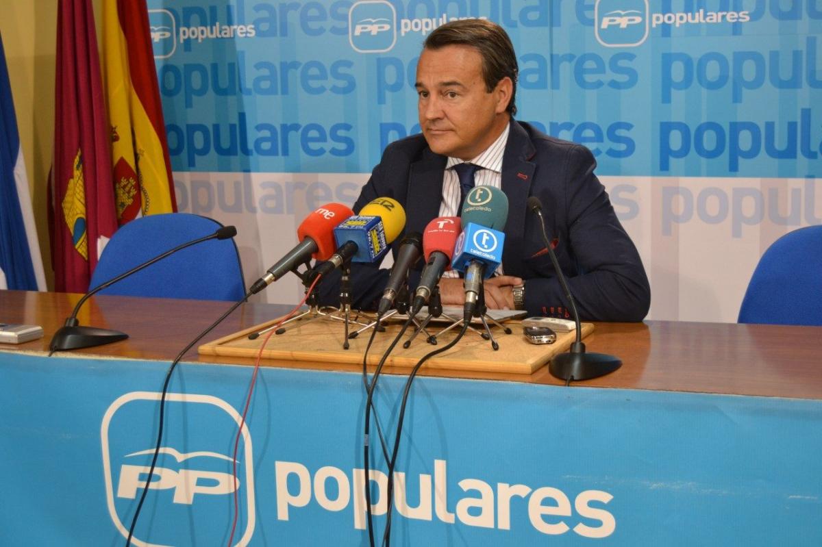 El PP convierte a Red Eléctrica en un &#039;club de enchufados&#039;: el exdiputado Agustín Conde, nuevo consejero