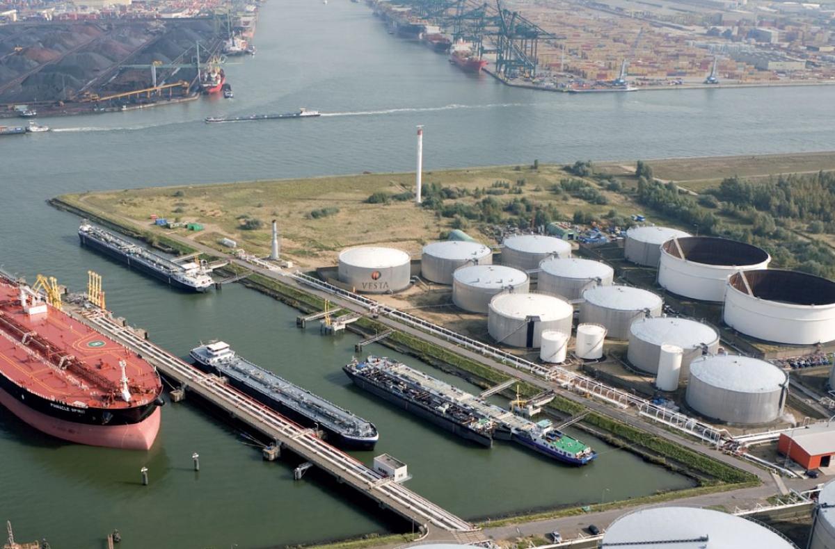 Los puertos de Rotterdam y Amberes proponen almacenar CO2 en el Mar del Norte