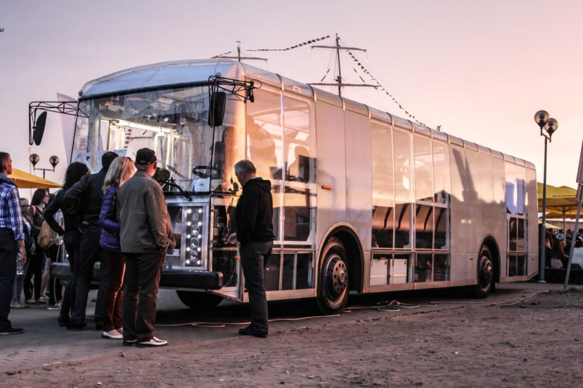 Dancer, el autobús eléctrico que funciona con energía eólica