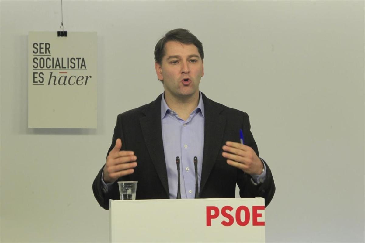 El PSOE anuncia que, si llega al Gobierno, revisará los costes de electricidad que pagan las grandes empresas