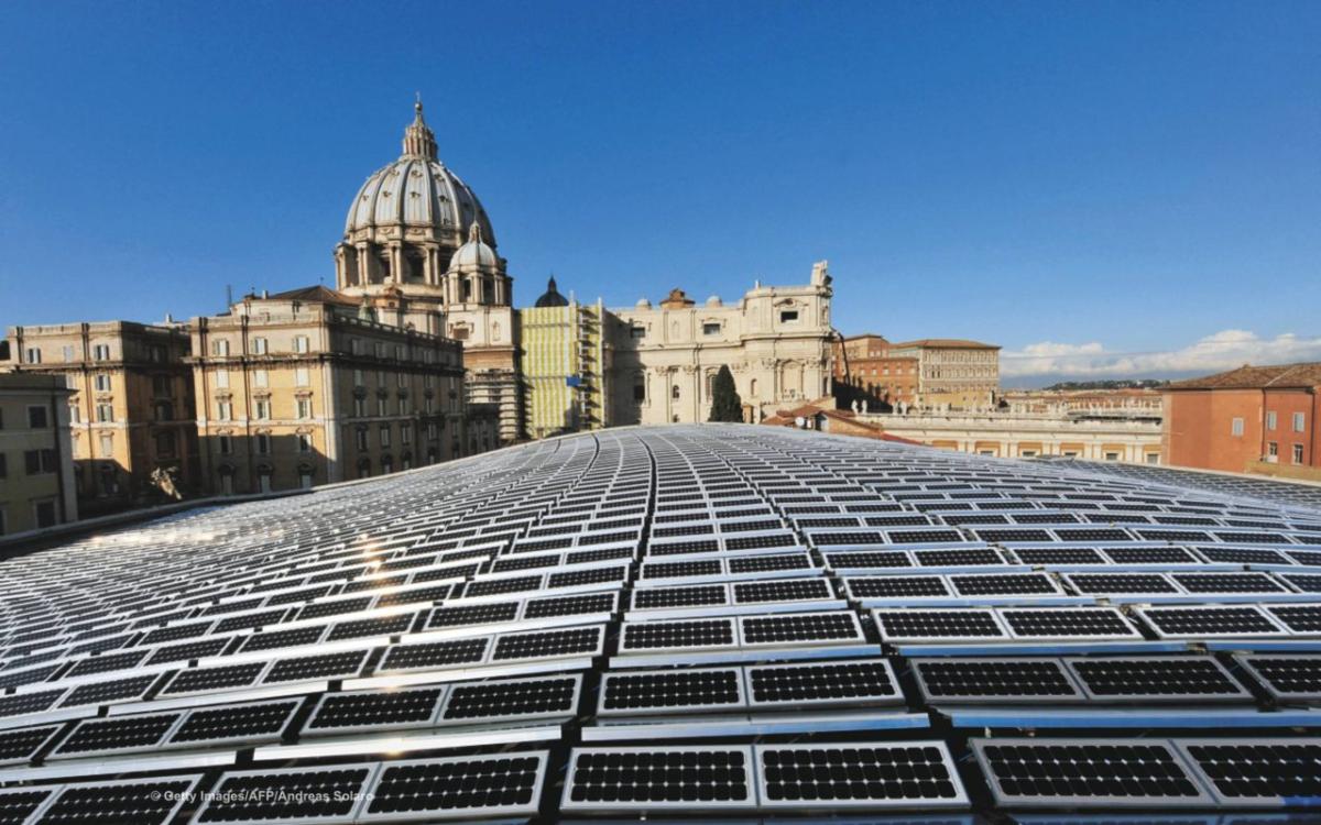 El Vaticano estudia la instalación de sistemas solares en los colegios católicos de todo el mundo