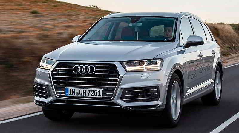 El Audi Q7 híbrido enchufable, con una potencia de 373 CV, consume sólo 1,8 litros a los 100 km