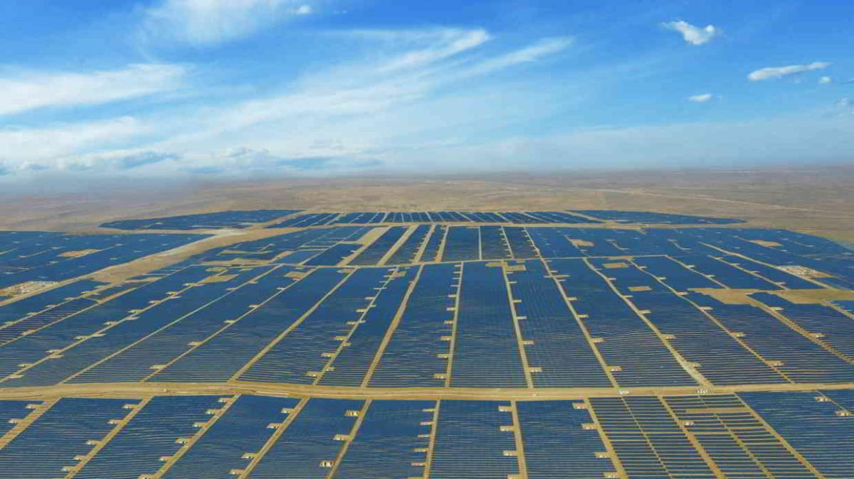 La locura fotovoltaica se desata en China: instala 20 GW en el primer semestre, el triple que en 2015