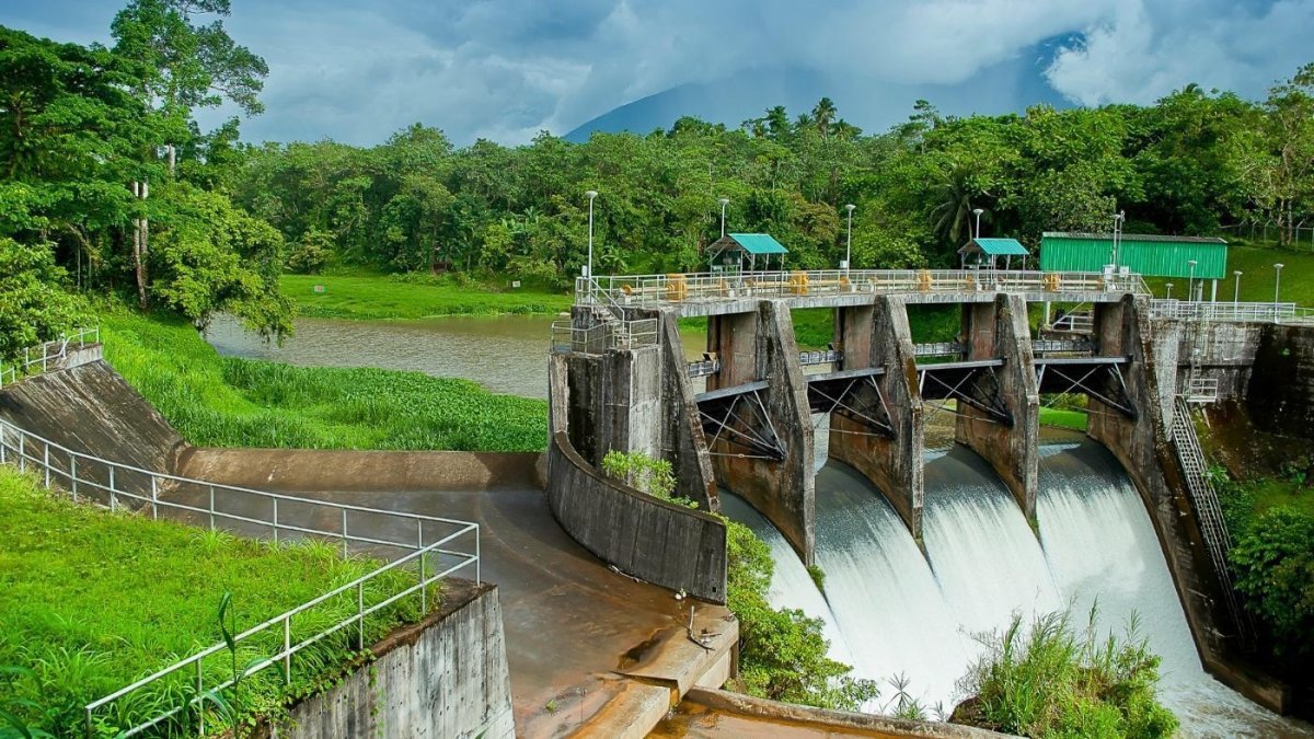 La cara transición energética de Filipinas: las renovables ya copan el 33% de la energía pero tiene la tarifa eléctrica más alta de la historia