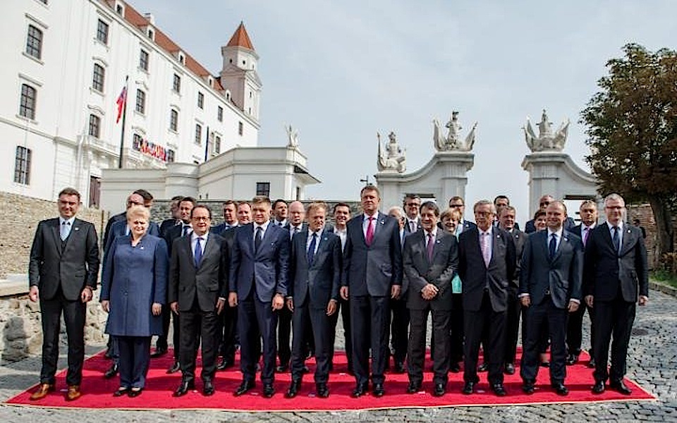 La UE acuerda la ratificación por vía urgente del Acuerdo del Clima en la Cumbre de Bratislava