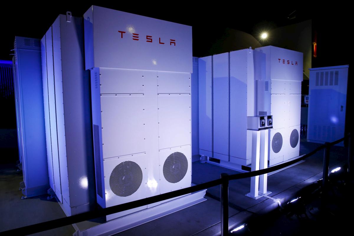 Tesla integrará el mayor sistema de almacenamiento del mundo en la red eléctrica de California