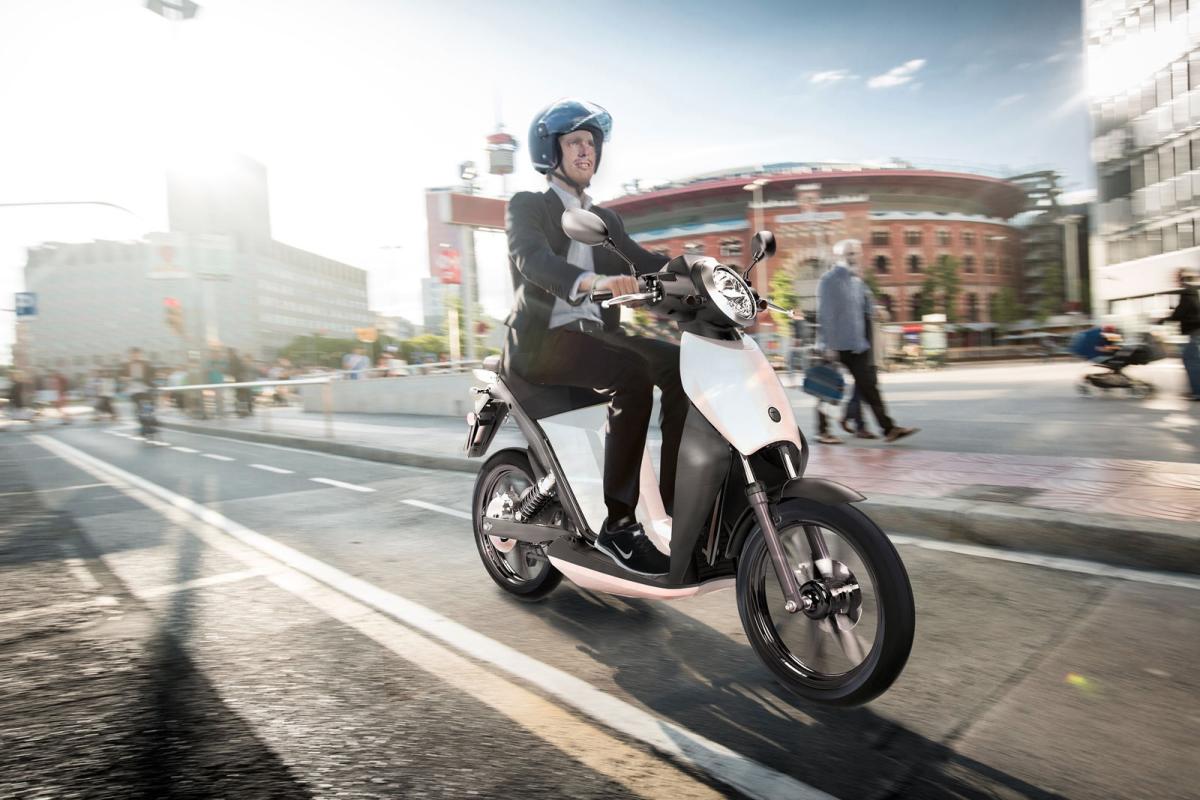 Torrot lanza el scooter eléctrico Muvi fabricado en la planta gerundense de Gas Gas