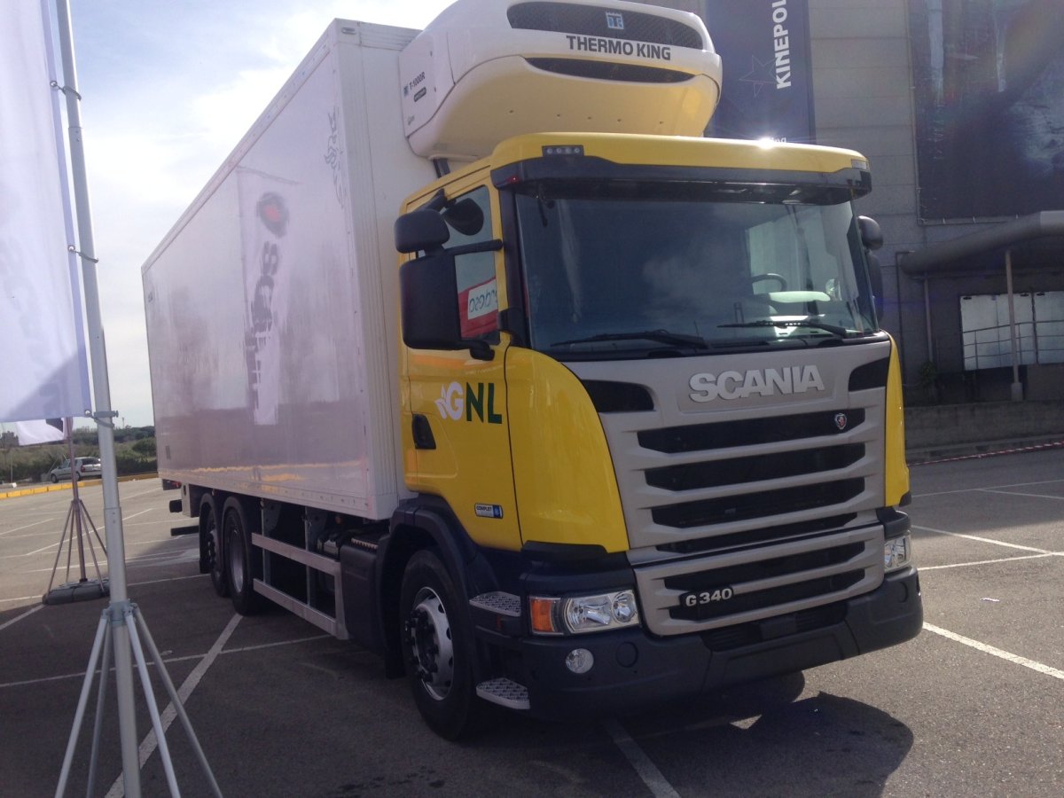 Endesa incorpora a su flota los primeros camiones de gas natural licuado de gran potencia (460 CV) en Europa