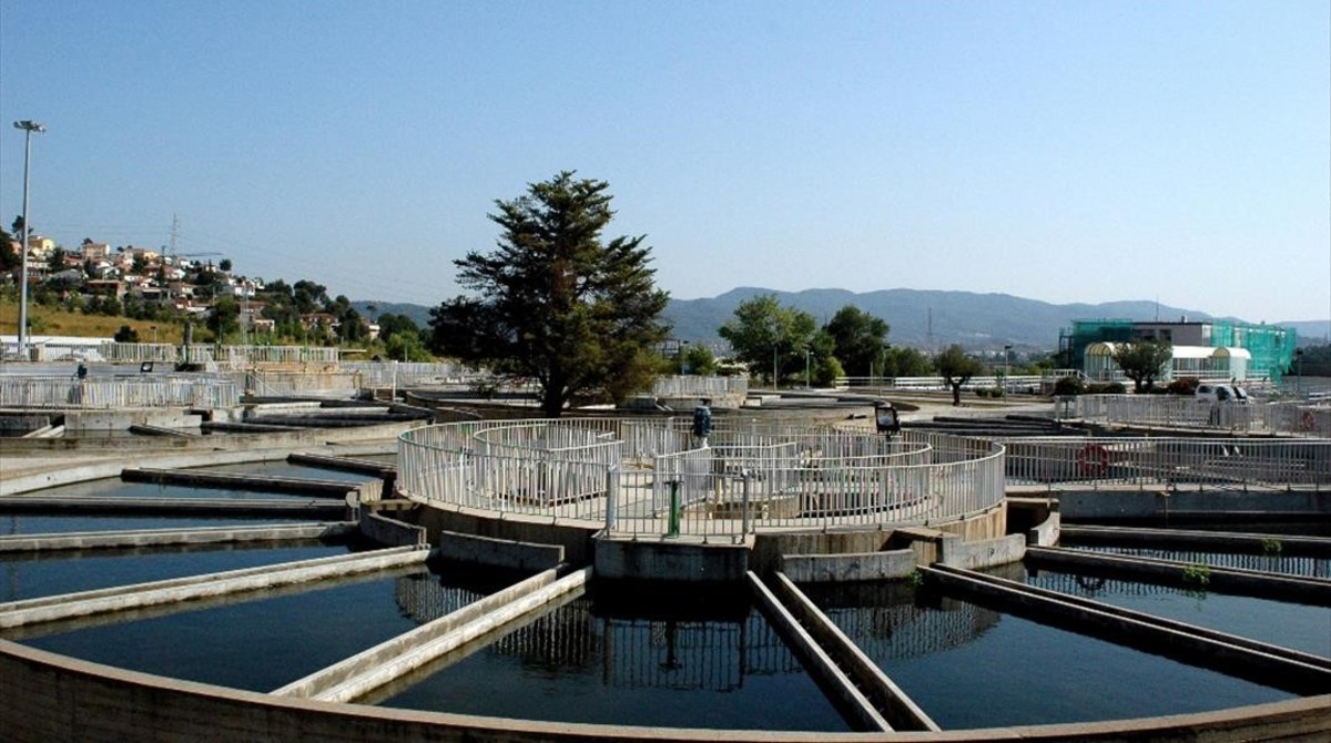 Acciona se 'autoadjudica' el contrato de la luz en el ATLL valorado en 15 millones