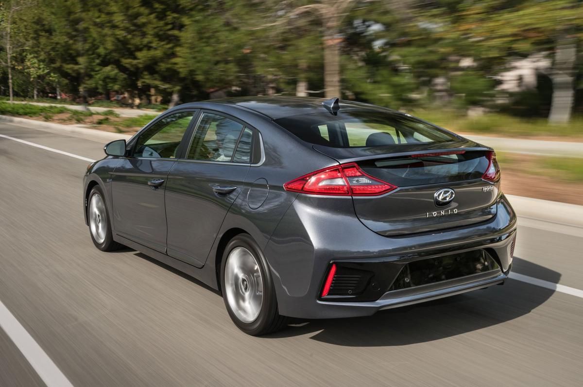 Avancar renueva sus 350 coches Hyundai por vehículos de bajas emisiones