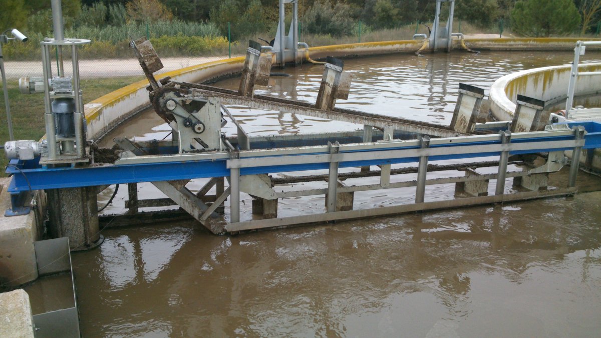 Una empresa de Alicante idea una tecnología que generaría 10.500 kWh con lodos