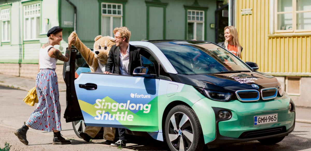 Fortum introduce en Finlandia el primer taxi sostenible del mundo en el que se paga cantando
