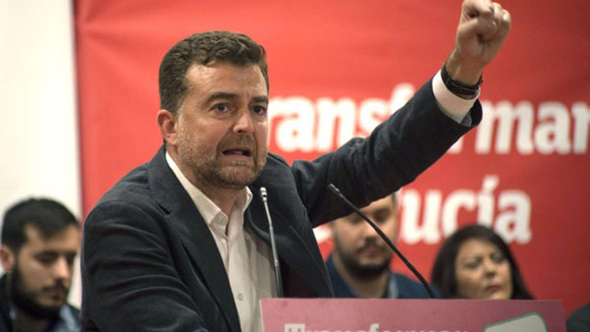 Maíllo (IU) apuesta por un modelo de transición energética "público y sostenible"