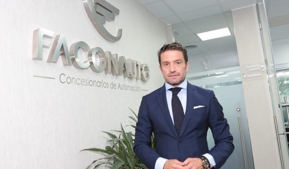 Faconauto tacha de "irresponsabilidad" la propuesta de prohibir la venta de coches de combustión en 2040