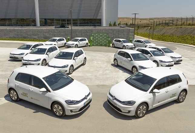 Volkswagen entrega 13 unidades del eléctrico e-Golf, con 300 kilómetros de autonomía, a Iberdrola