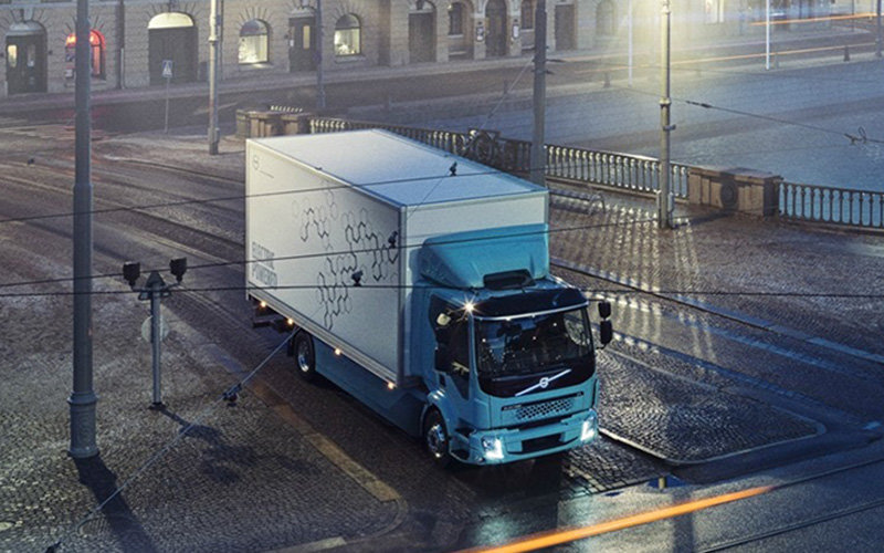 Volvo cree que los camiones eléctricos podrían dominar el mercado en 4 ó 5 años