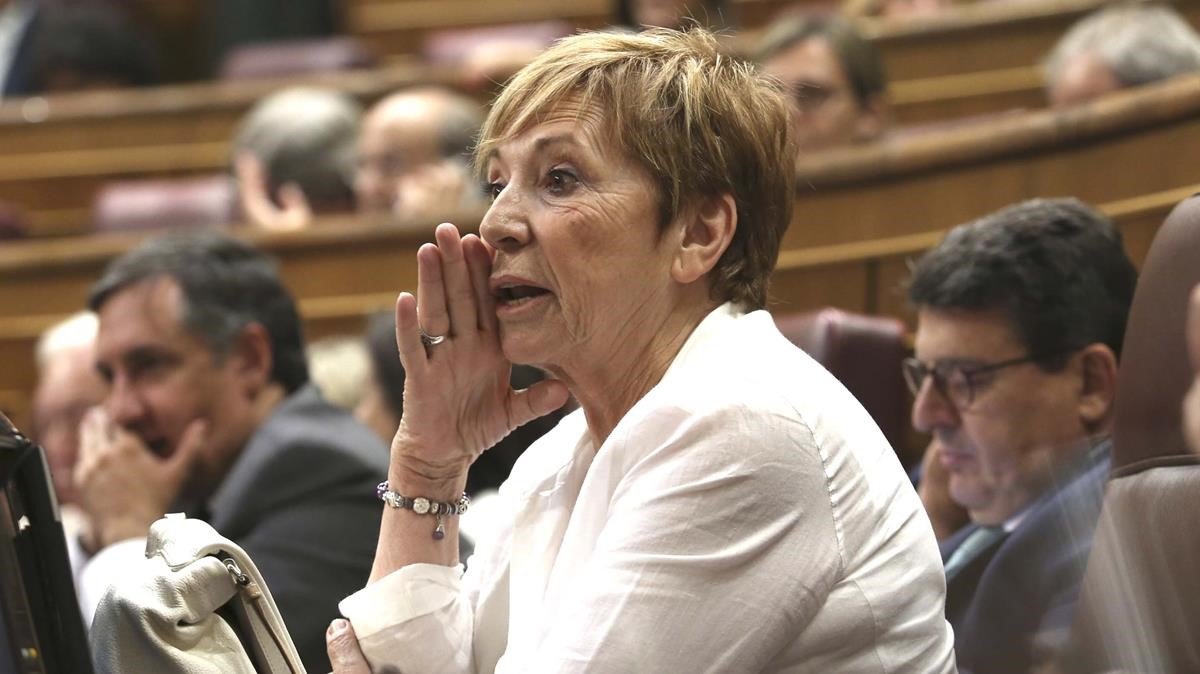 Celia Villalobos, la única diputada del PP que ha dicho 'no' a la derogación del 'impuesto al sol'