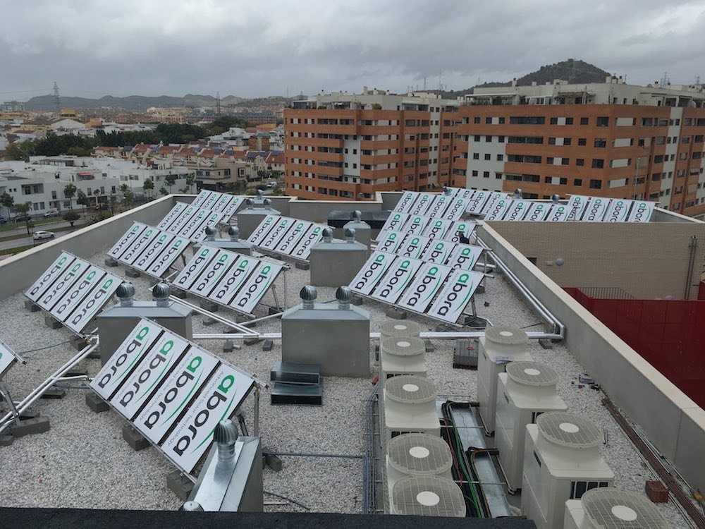 Los paneles solares híbrídos se imponen en el mercado español