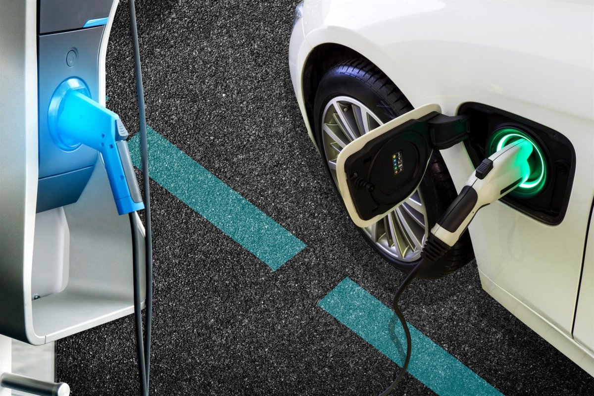 Las ventas de vehículos eléctricos se disparan un 31% en octubre, pero solo suponen el 0,9% del total