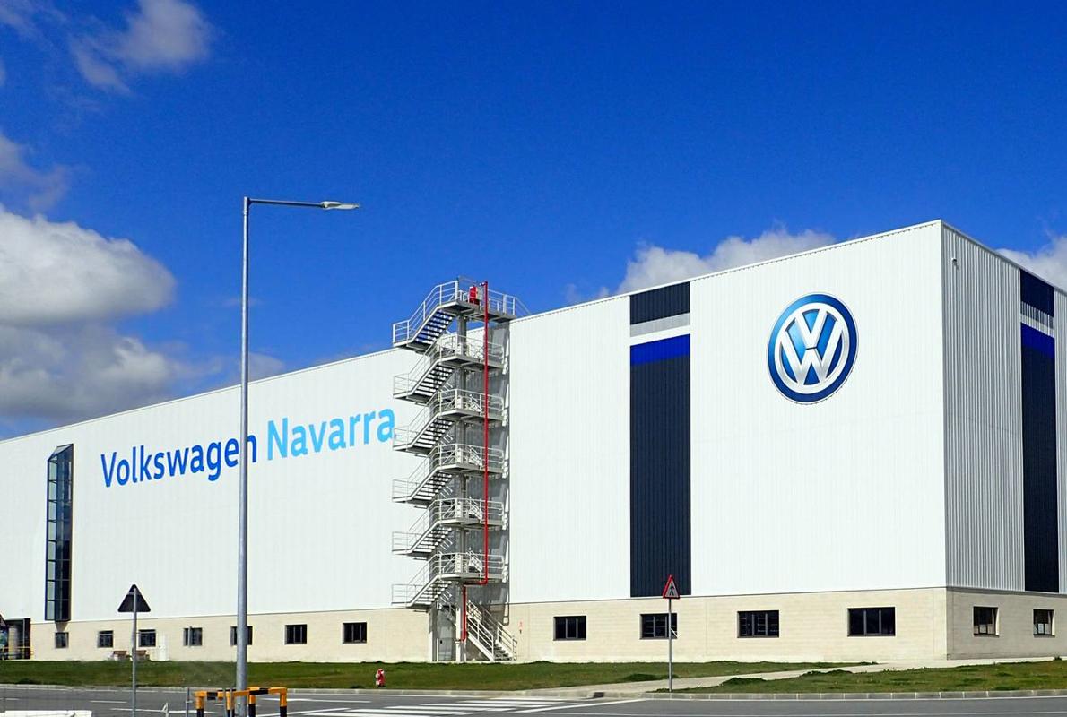 Navarra se posiciona fuerte para albergar una fábrica de baterías para coches eléctricos