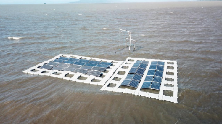 Filipinas testa un método para fotovoltaica flotante a prueba de tifones