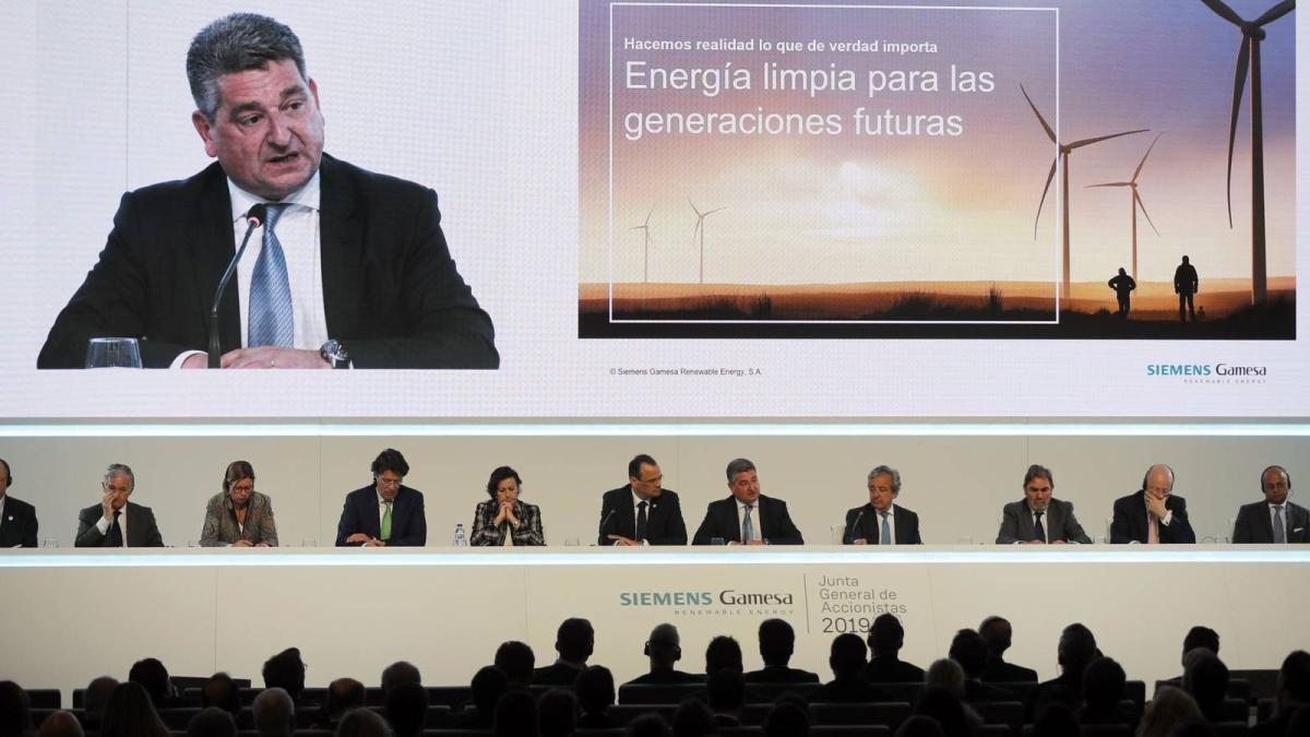 Una nueva amenaza sobre la plantilla de Gamesa reabre la lucha entre Iberdrola y Siemens