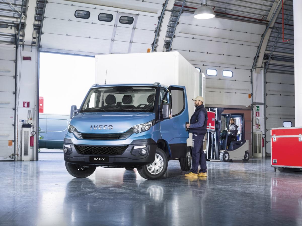 Iveco vende 90 unidades del Daily Hi-Matic impulsado por gas a Groupe Casino