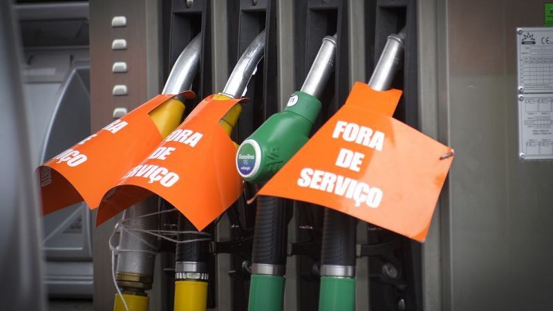 Portugal moviliza al ejército para asegurar el combustible tras la huelga