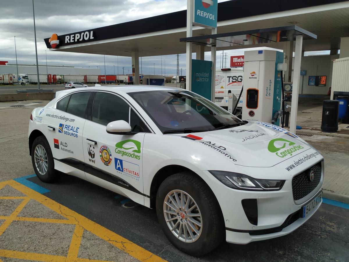 El récord solidario 'Electric Challenge' recorerrá 20.000 kilómetros para "demostrar" la viabilidad del coche eléctrico