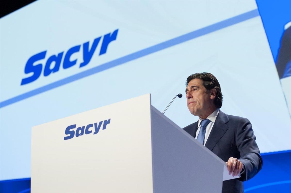 Sacyr vende su 2,9% en Repsol y sale del todo del capital de la petrolera