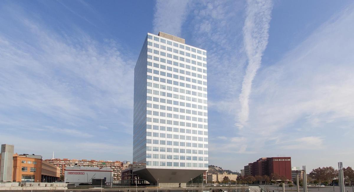 Iberdrola vende a Aberdeen una torre de oficinas en Barcelona por 98 millones