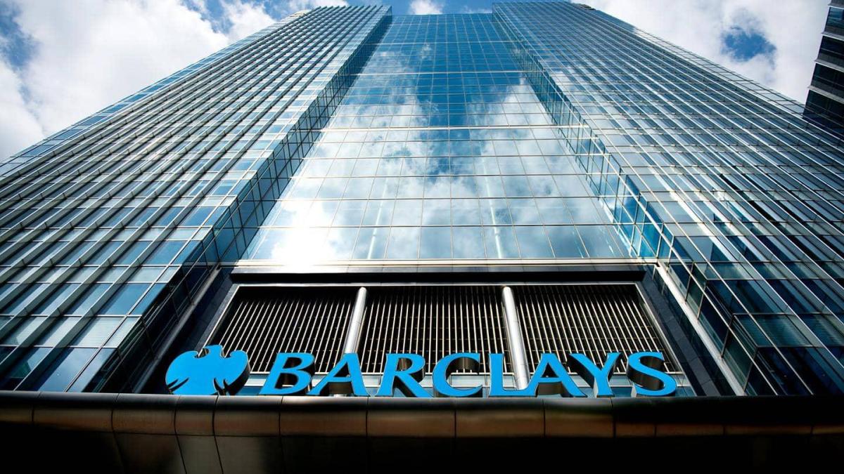 Barclays se compromete a ser 100% renovable en 2030 y se une a RE100