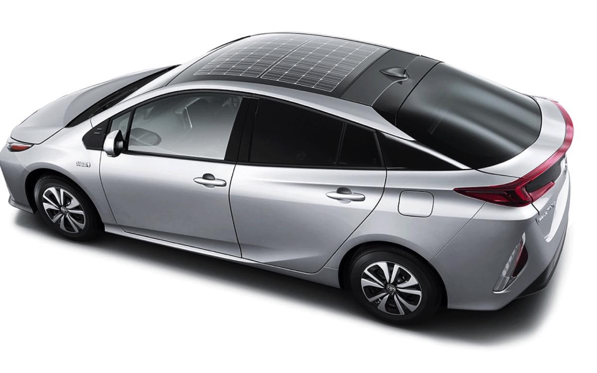 Toyota probará junto con NEDO y Sharp vehículos electrificados equipados con paneles solares