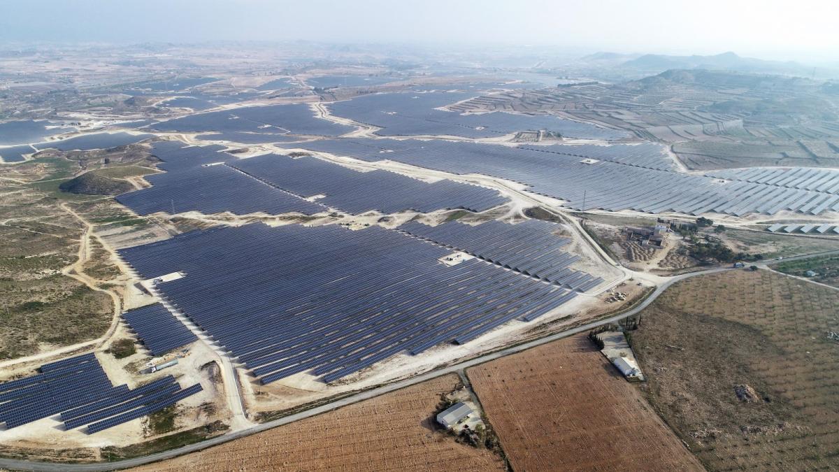 España posee la mayor planta fotovoltaica de Europa: Northleaf conecta Mula de 494 MW de potencia en Murcia