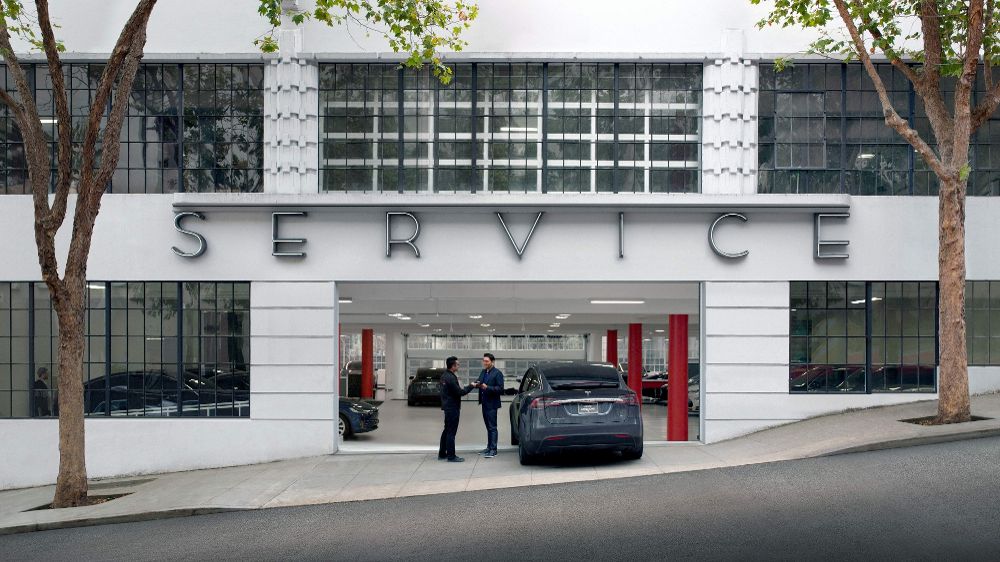 Tesla aumenta su red de servicio en Europa