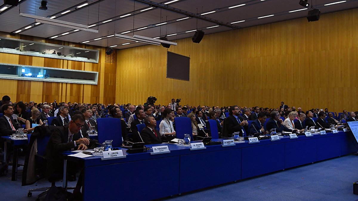 La nuclear hace examen de conciencia y saca pecho de su contribución en la descarbonización