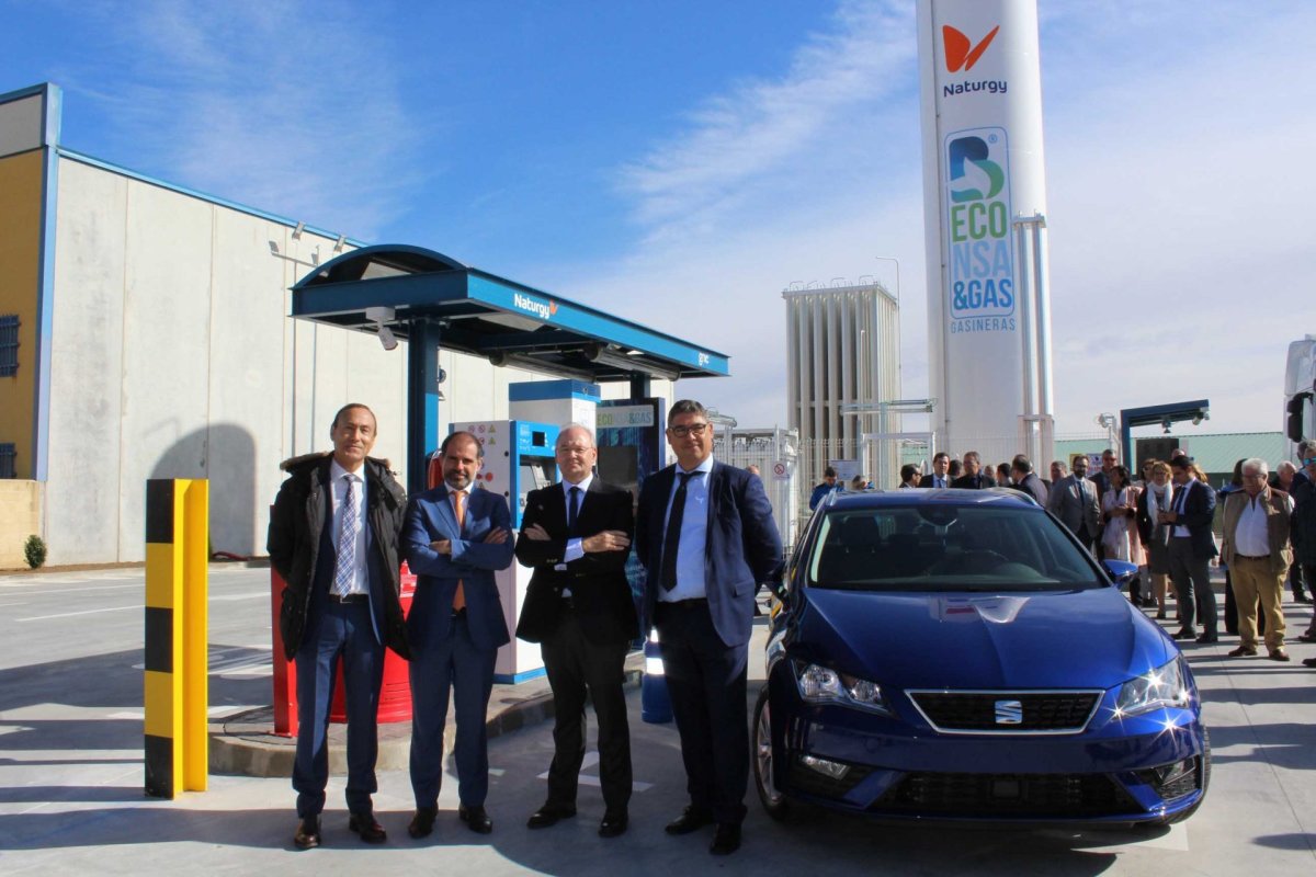 El municipio salmantino de Carbajosa de la Sagrada estrena la primera 'gasinera' de Castilla y León